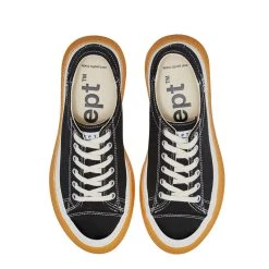 East Pacific Trade Dive Layer Black White Gum -New Balance 26259 3