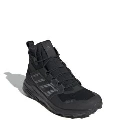 Adidas Terrex Trailmaker Mid COLD.RDY Hiking Shoes Core Black / Core Black / Dgh Solid Grey -New Balance Adidas Terrex Trailmaker Mid COLD 4
