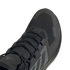 Adidas Terrex Trailmaker Mid COLD.RDY Hiking Shoes Core Black / Core Black / Dgh Solid Grey -New Balance Adidas Terrex Trailmaker Mid COLD 7