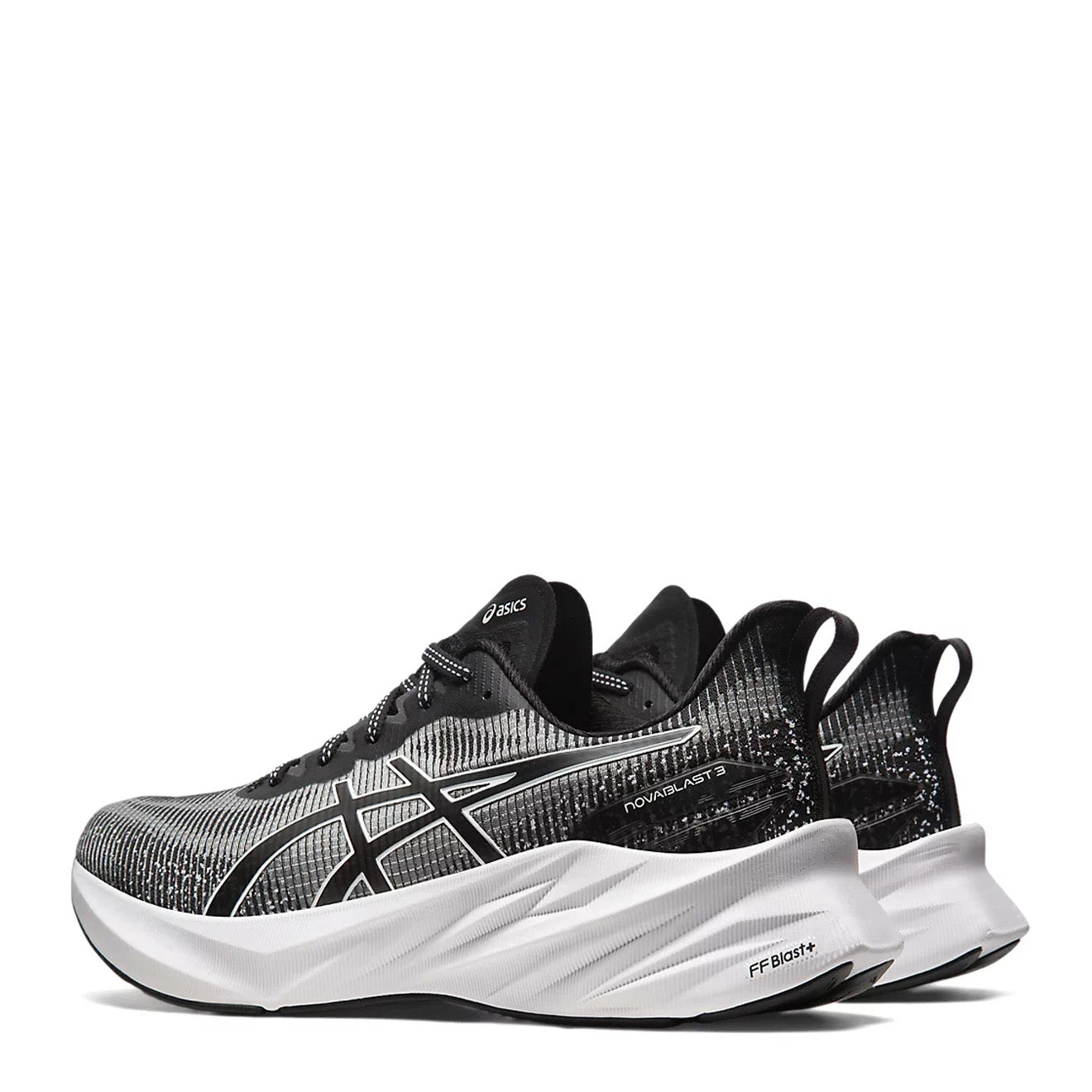 Asics Novablast 3 LE Trainers Black / White 4 Asics Novablast 3 LE Trainers Black / White - Image 4