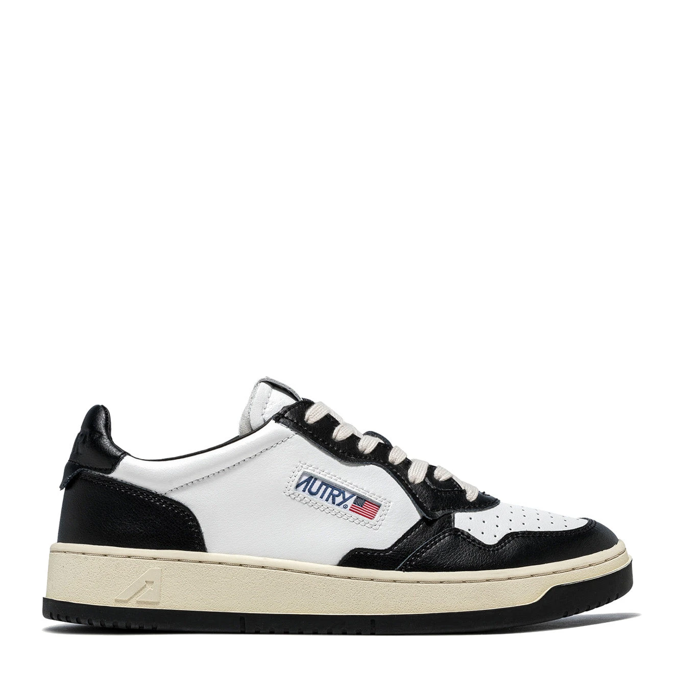 Autry Medalist Low Trainers Black / White 1 Autry Medalist Low Trainers Black / White